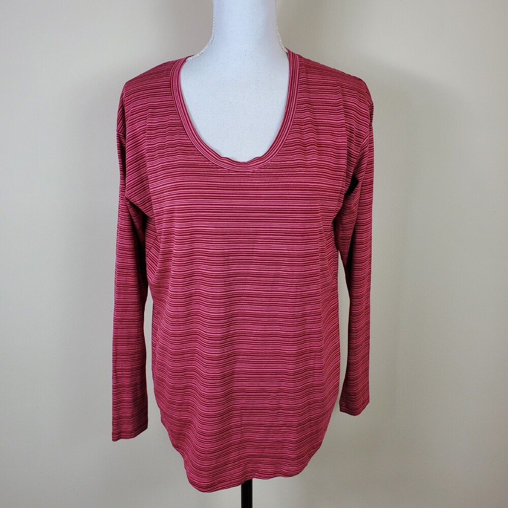 Athleta Womens Top M Red Pink Striped Cloudlight Stratus Pullover Long Sleeve